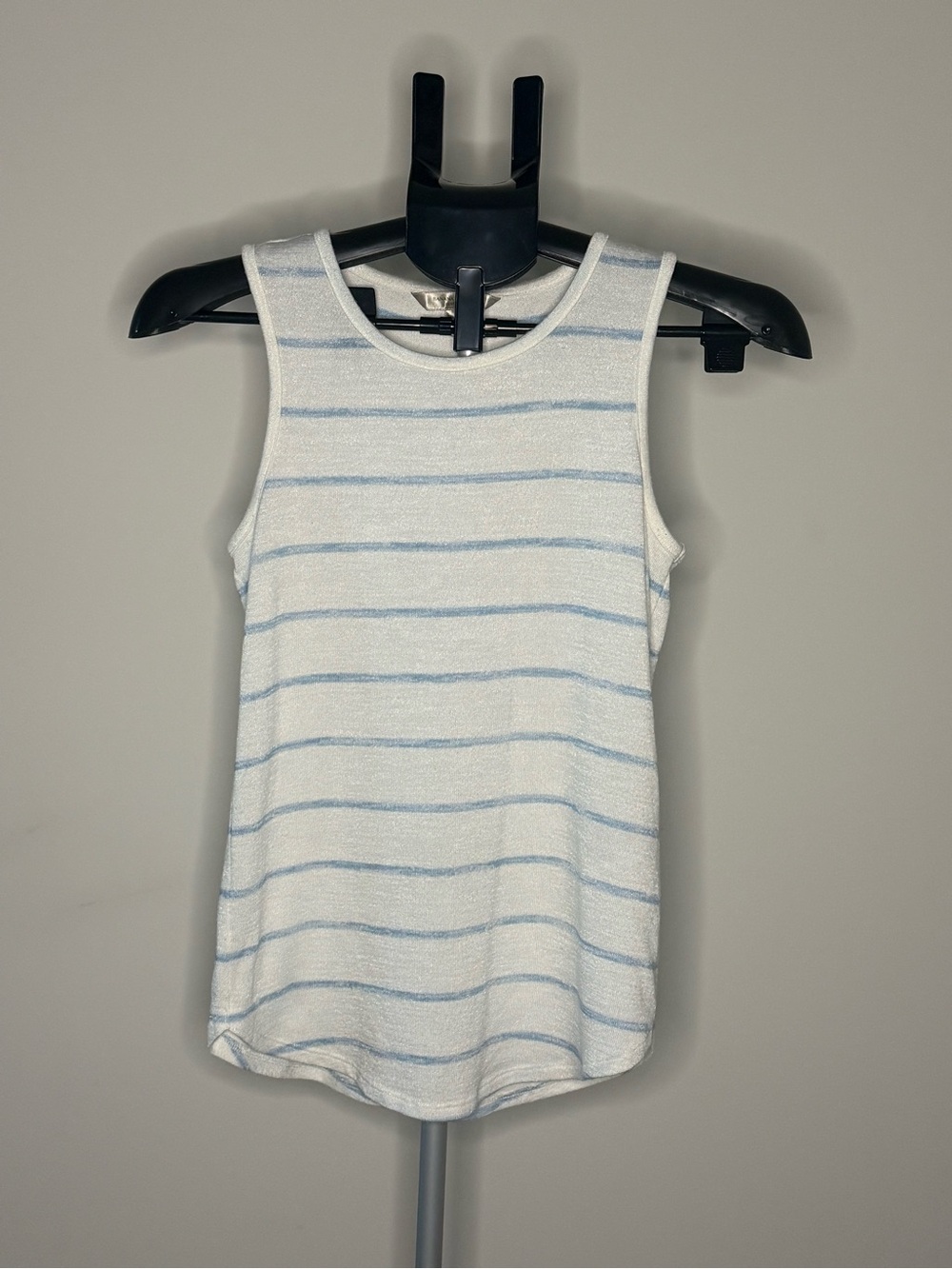Banana Republic LuxeSpun Striped Tank XS Soft Knit Blue & White Sleeveless Top